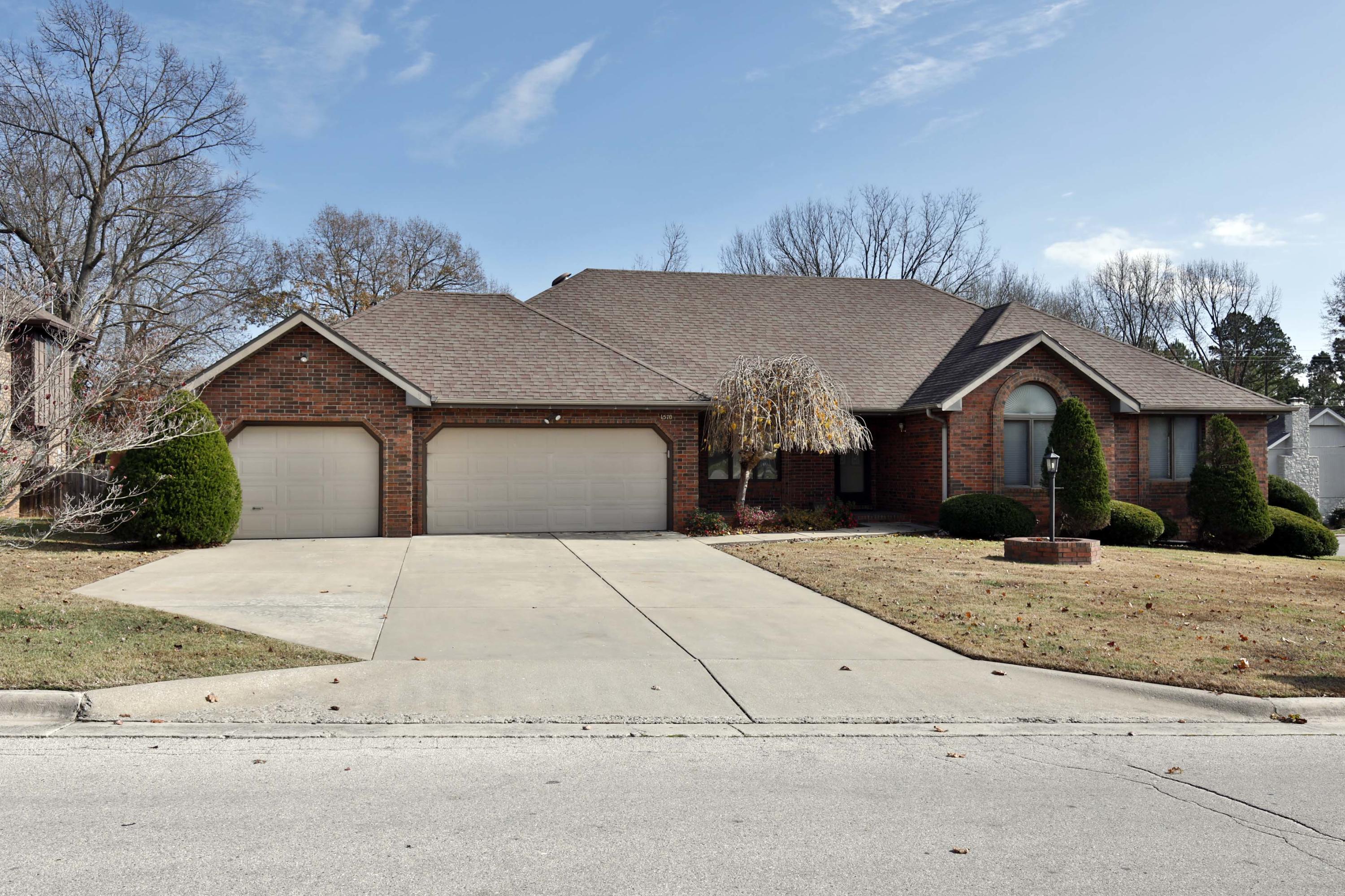 1570 South Ranch Drive Springfield, MO 65809 - Photo 1 of 1 1570-S-Ranch-30