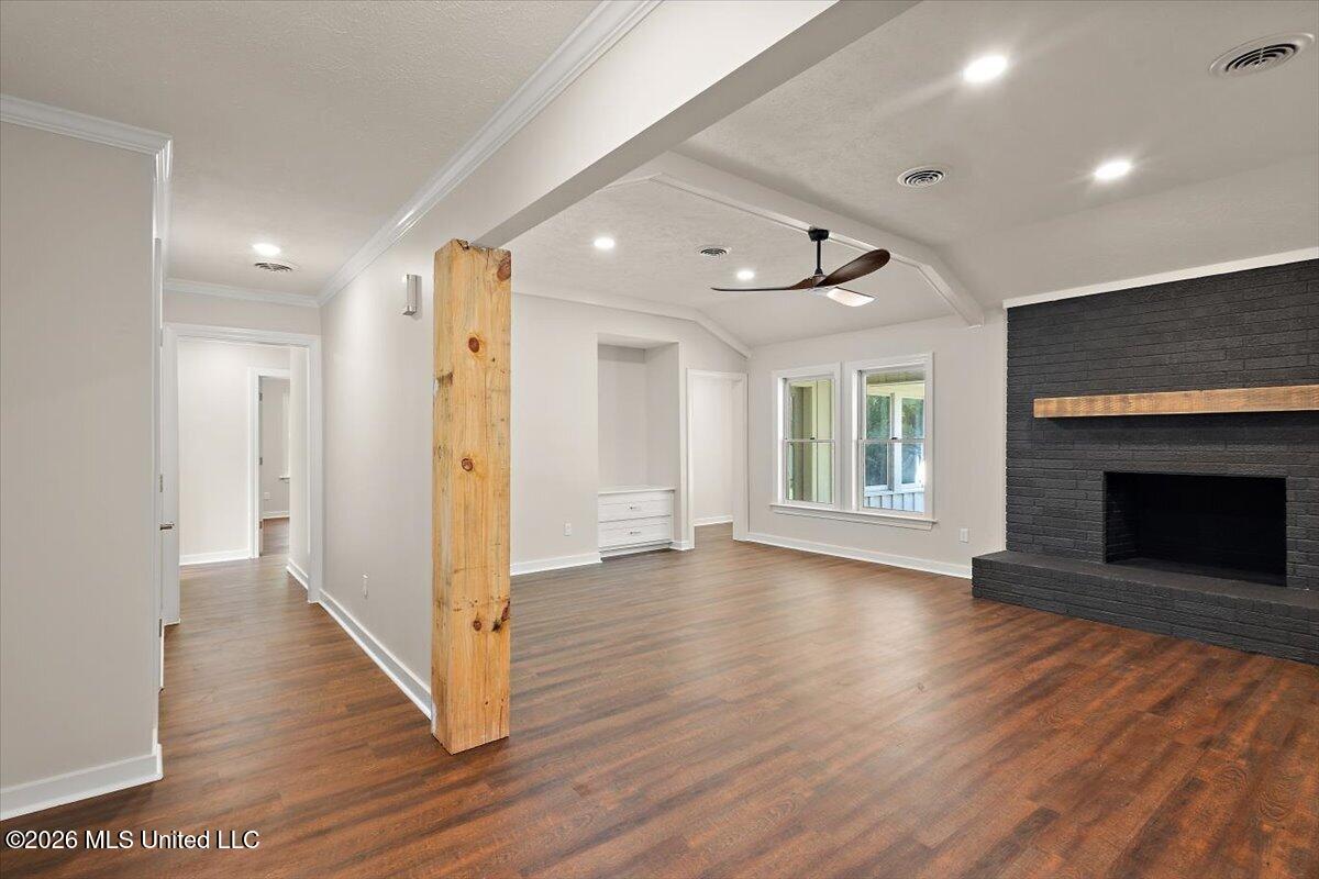 101 Susan Circle Clinton, MS 39056 - Photo 5 of 45 08-HTP_4329