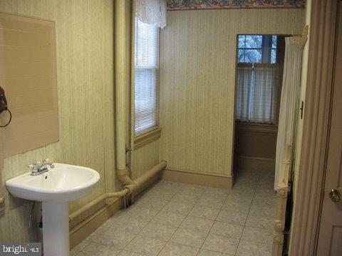 168 Witmer Road Lancaster, PA 17602 - Photo 15 of 25 Gallery Image 15