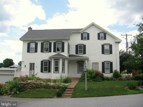 168 Witmer Road Lancaster, PA 17602 - Photo 2 of 25 Gallery Image 2