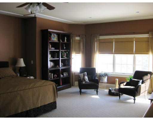 3 Rob's Way South Deerfield, MA 01373 - Photo 3 of 17 Gallery Image 3
