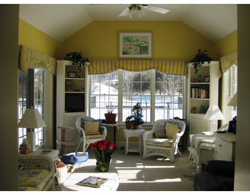 3 Rob's Way South Deerfield, MA 01373 - Photo 4 of 17 Gallery Image 4
