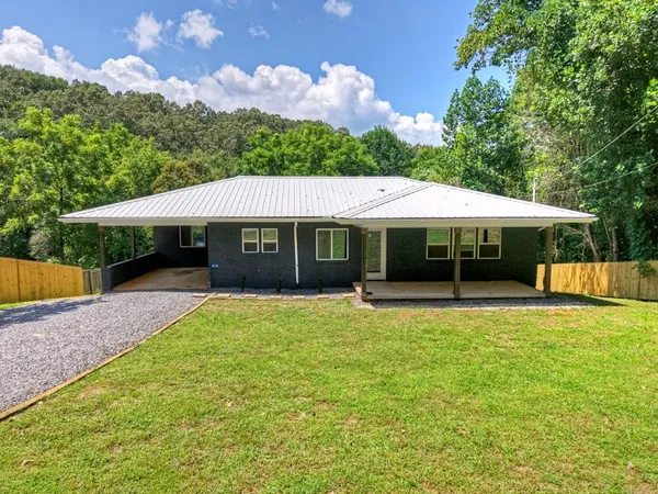 $469,900 | 428 Kingtown Street, McCaysville, GA 30555