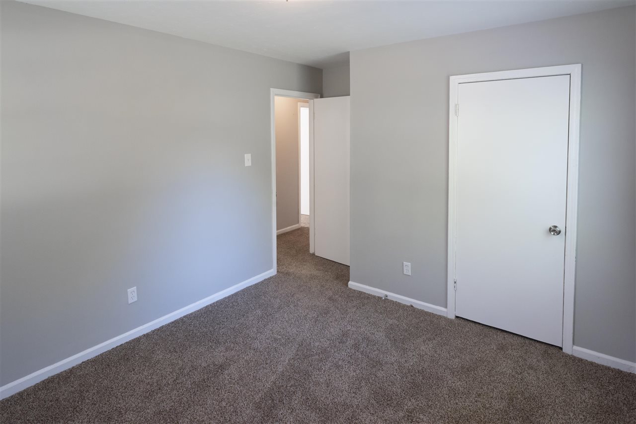 1494 Winfield Road Memphis, TN 38116 - Photo 12 of 20 a view of an empty room