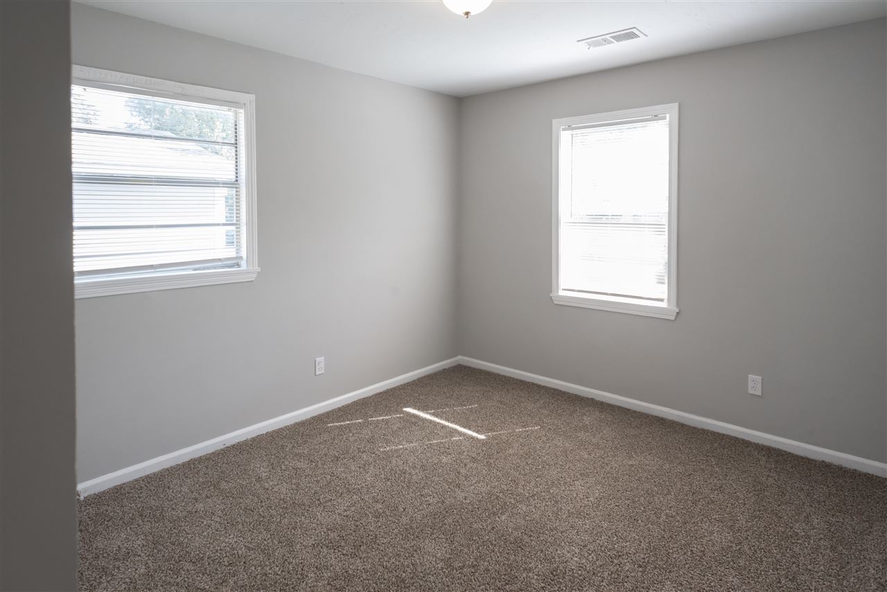 1494 Winfield Road Memphis, TN 38116 - Photo 14 of 20 an empty room with a window