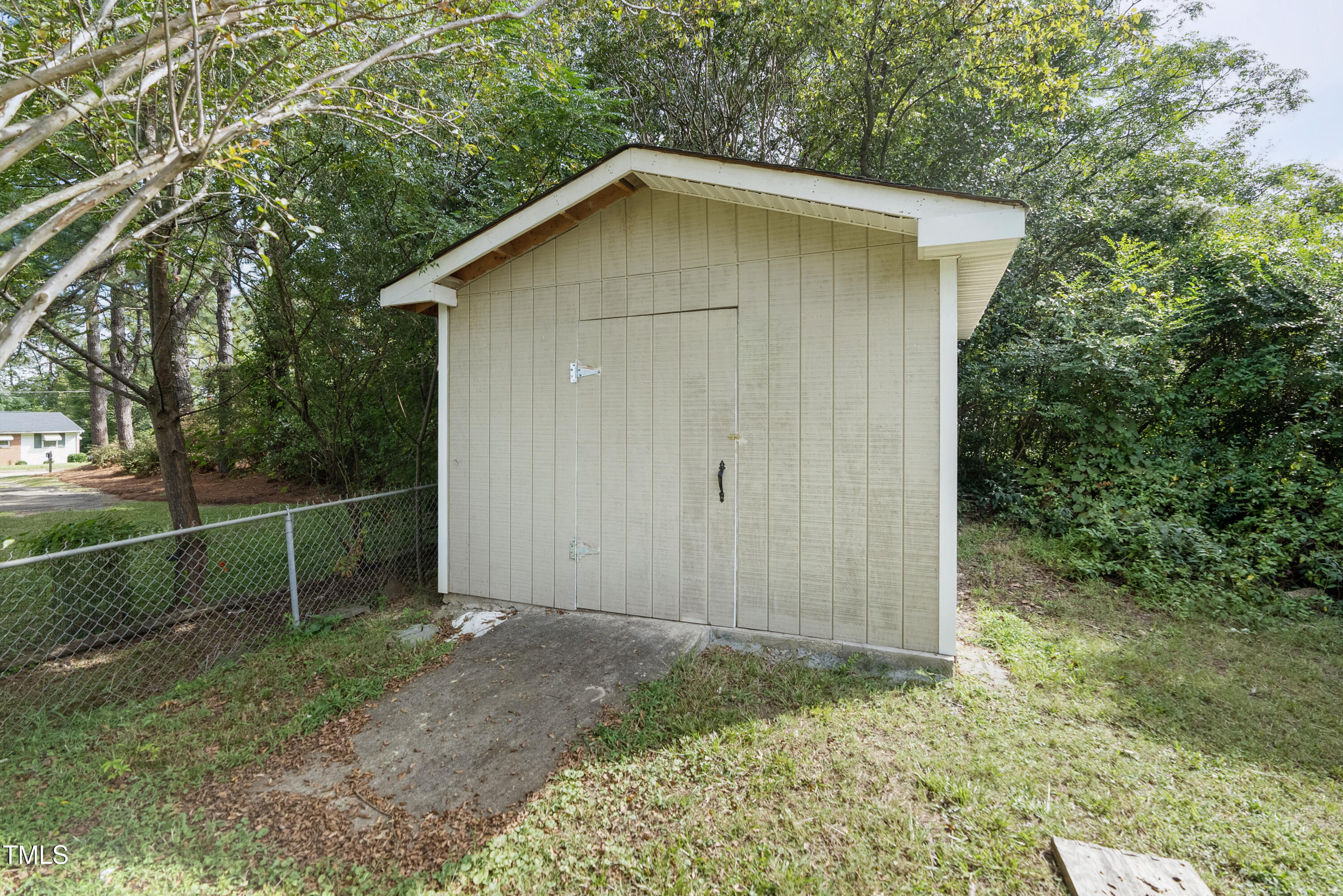 709 Fitzgerald Drive Raleigh, NC 27610 - Photo 29 of 30 709fitzgerald-13