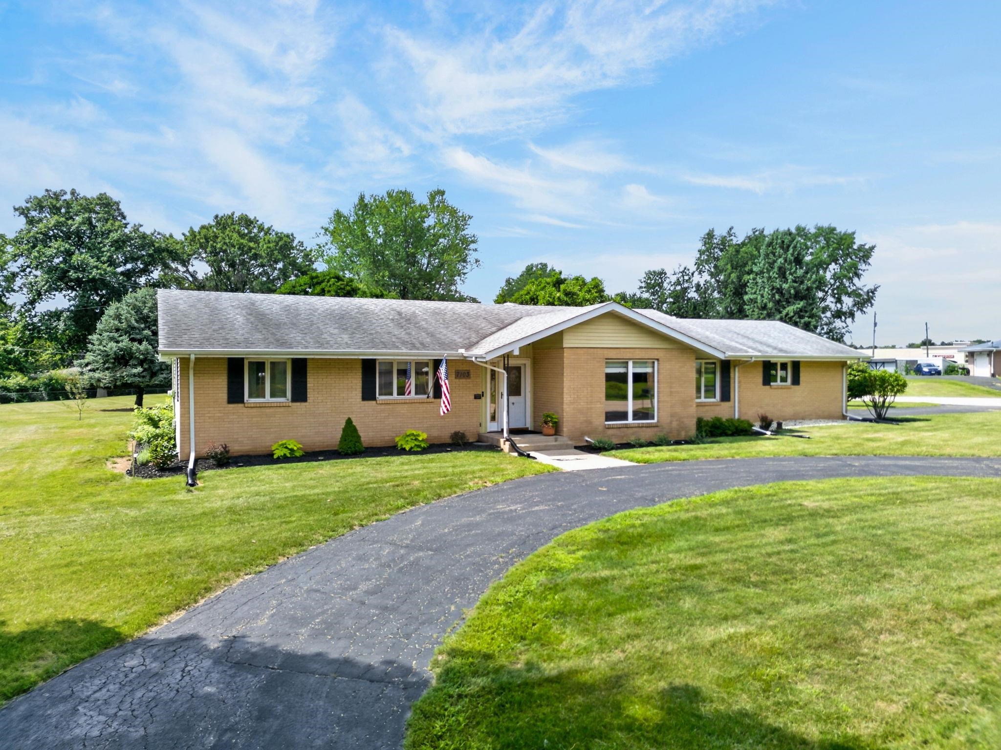 7103 Mill Road Rockford, IL 61108 - Photo 2 of 48 Gallery Image 2