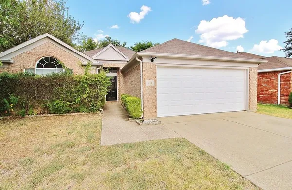 $1,975 | 210 Ridgecrest Drive, Cedar Hill, TX 75104