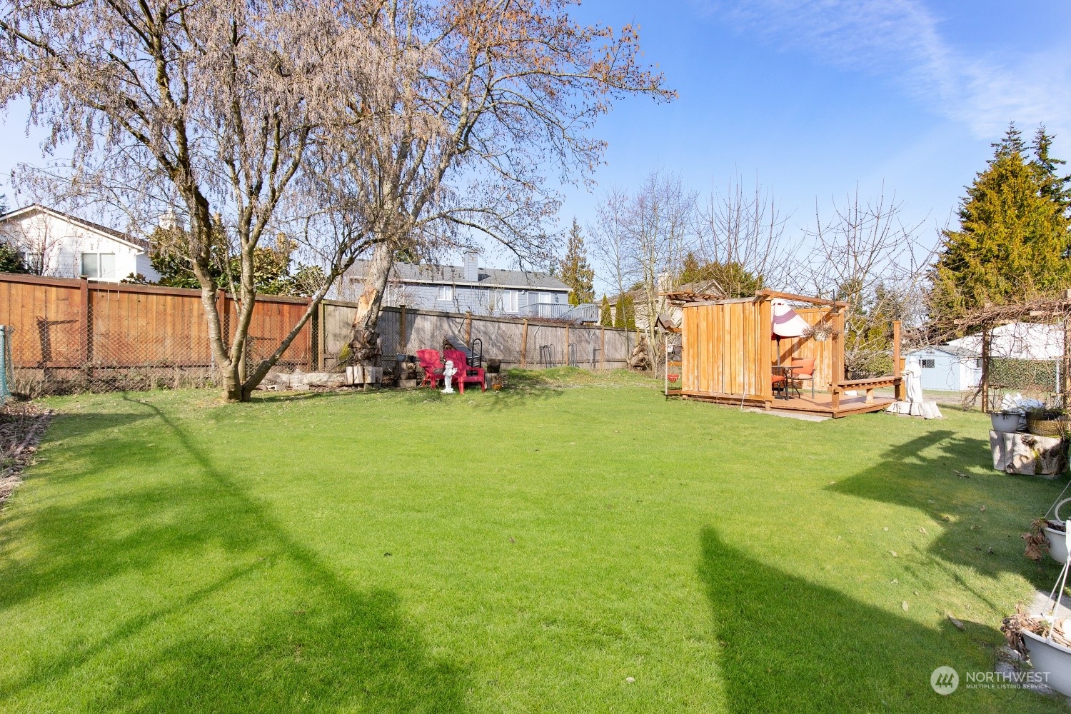 5214 West Highland Road Everett, WA 98203 - Photo 24 of 36 a view of yard with tree s