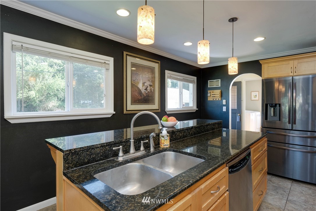 14113 Madrona Road Southwest Port Orchard, WA 98367 - Photo 18 of 40 Gallery Image 18