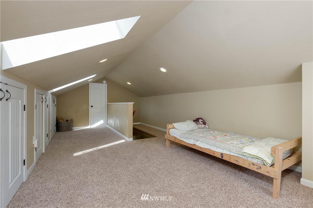 14113 Madrona Road Southwest Port Orchard, WA 98367 - Photo 30 of 40 Gallery Image 30