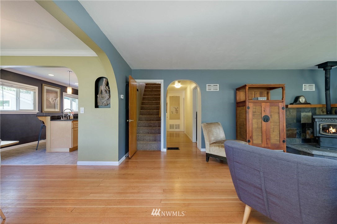 14113 Madrona Road Southwest Port Orchard, WA 98367 - Photo 8 of 40 Gallery Image 8