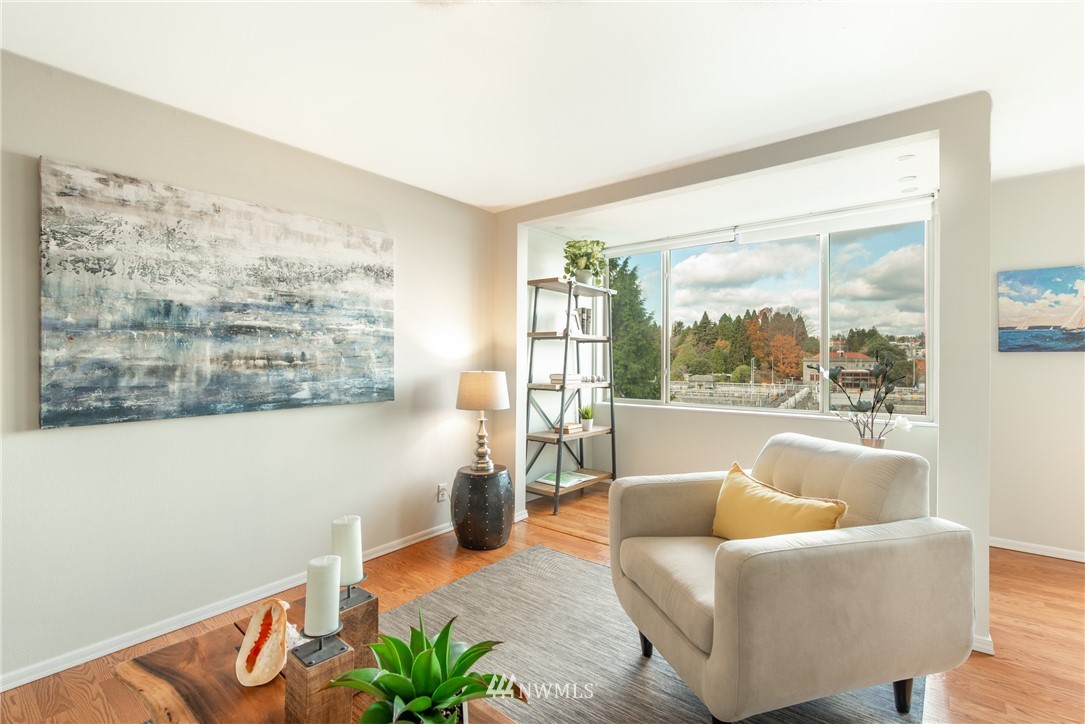 3200 West Commodore Way, Unit 109 Seattle, WA 98199 - Photo 8 of 18 Gallery Image 8