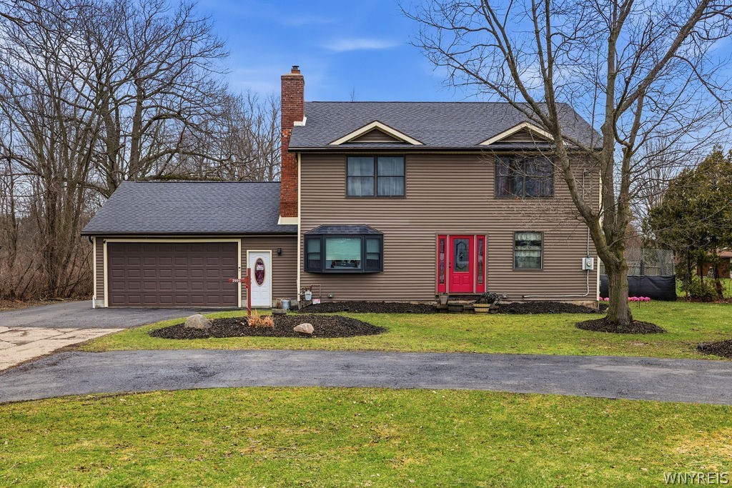 2995 Krueger Road Wheatfield, NY 14120 - Photo 3 of 49