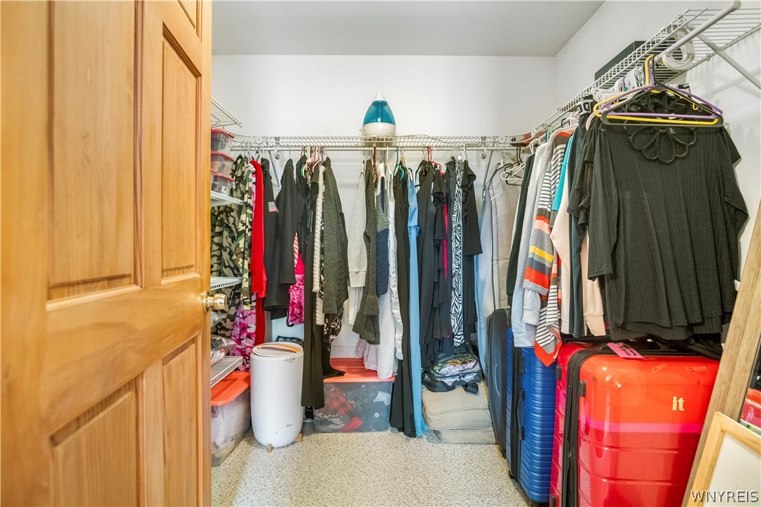 2995 Krueger Road Wheatfield, NY 14120 - Photo 40 of 49