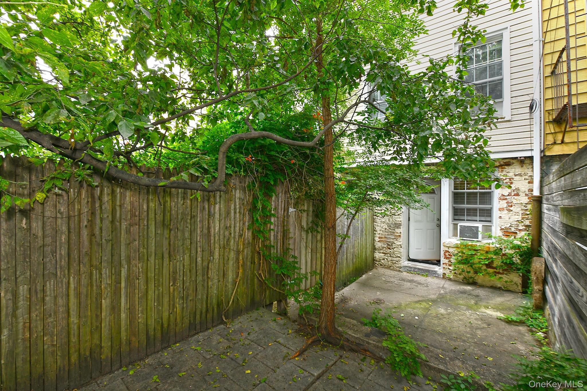1244 Jefferson Avenue Brooklyn, NY 11221 - Photo 20 of 21 a view of a backyard