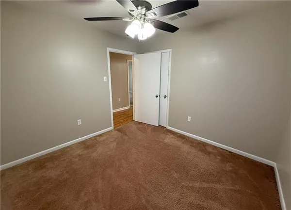 $299,900 | 42 Marie Drive, Gretna, LA 70053