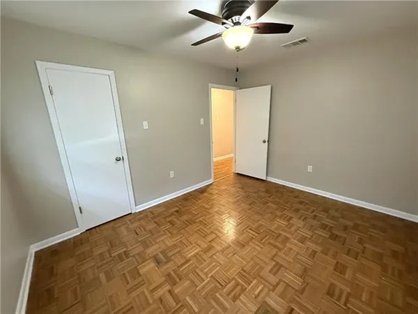 $299,900 | 42 Marie Drive, Gretna, LA 70053