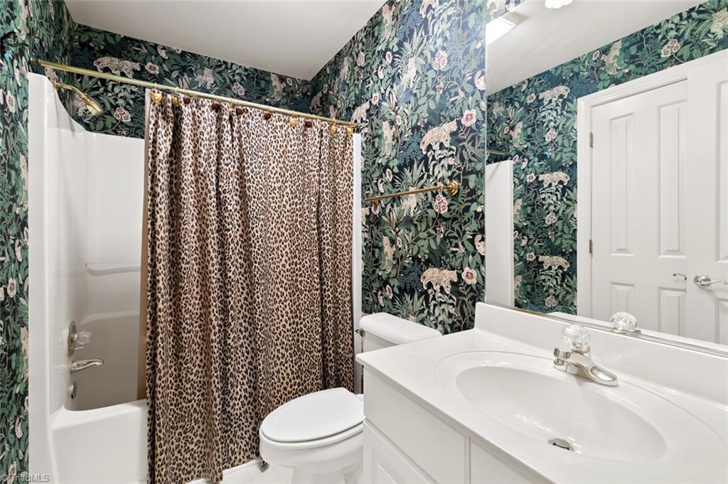 3916 Wesseck Drive High Point, NC 27265 - Photo 13 of 22 Gallery Image 13
