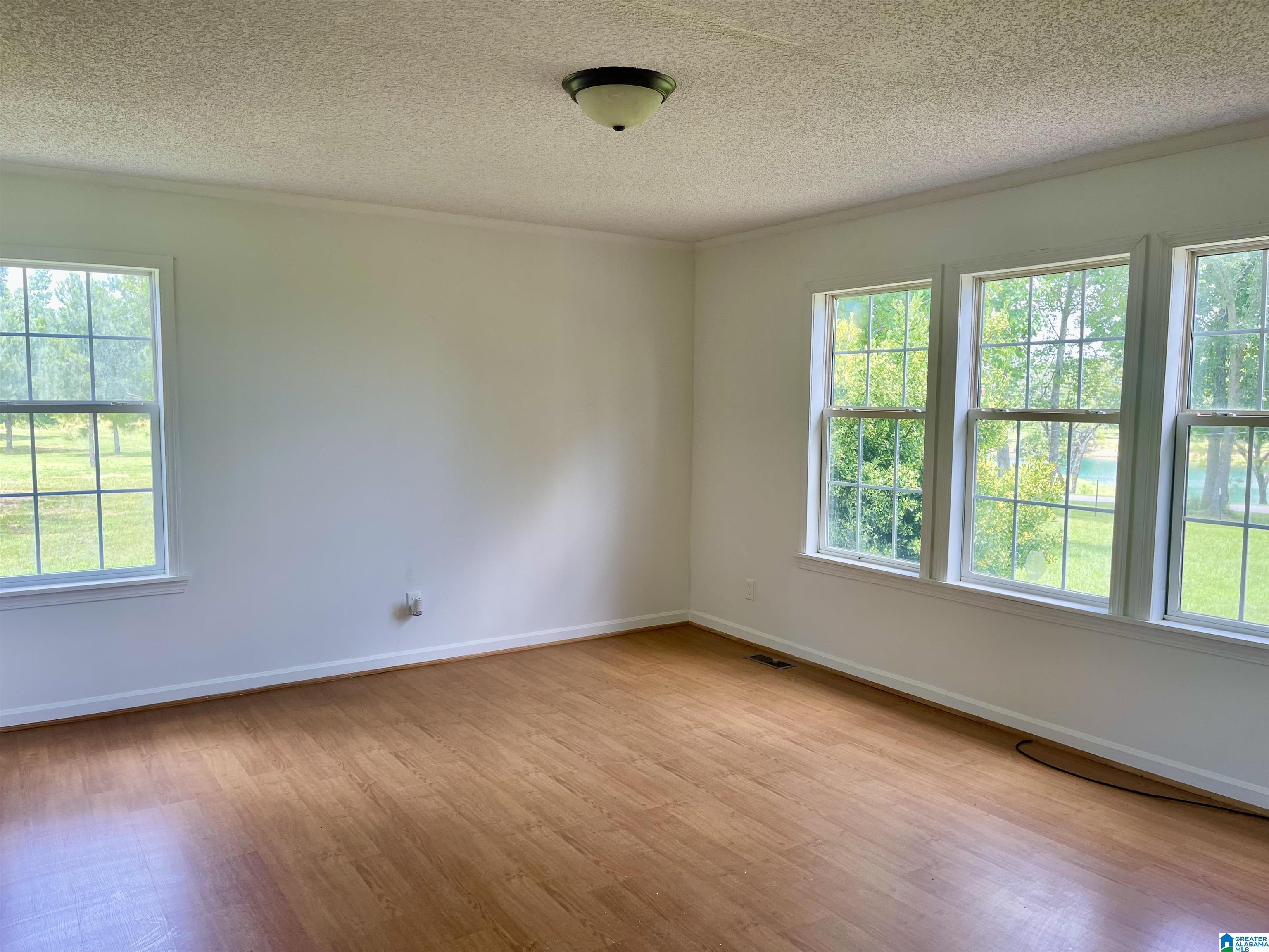 905 Jim Thomas Road Hayden, AL 35079 - Photo 20 of 33