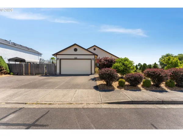 $415,000 | 405 Northwest Viola Street, Sheridan, OR 97378