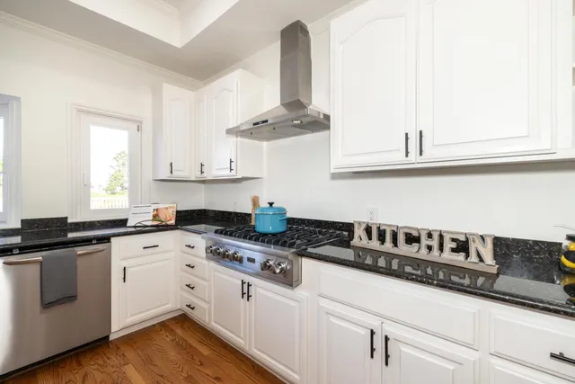 $7,980,000 | 75 Eugenia Way, Hillsborough, CA 94010