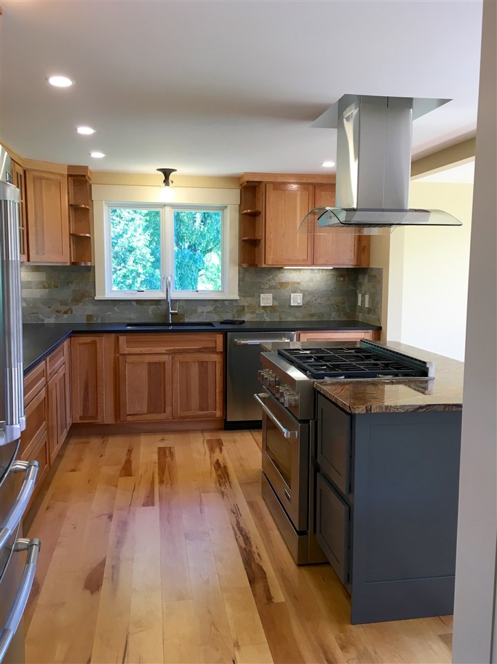 102 Baird Road Stowe, VT 05672 - Photo 11 of 30 Gallery Image 11
