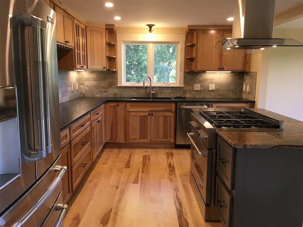 102 Baird Road Stowe, VT 05672 - Photo 6 of 30 Gallery Image 6