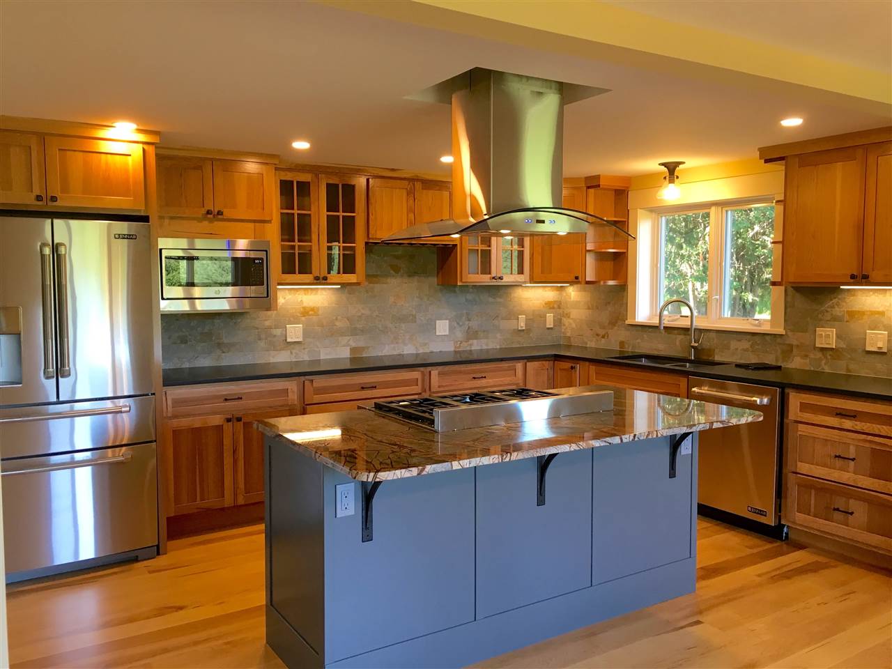 102 Baird Road Stowe, VT 05672 - Photo 7 of 30 Gallery Image 7