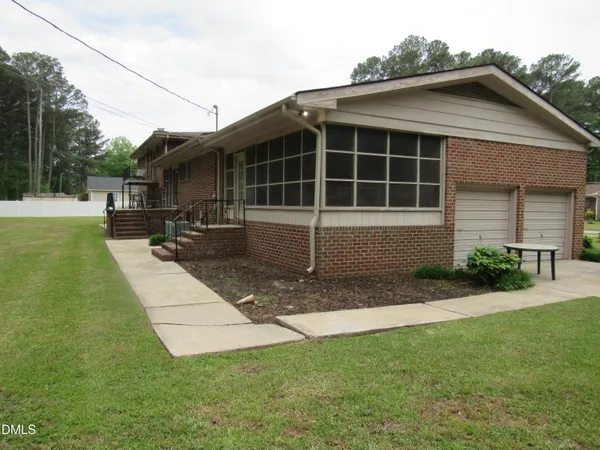 $515,000 | 12 Cedar Drive, Smithfield, NC 27577