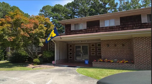 $515,000 | 12 Cedar Drive, Smithfield, NC 27577