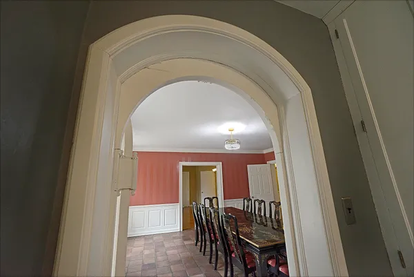 $700,000 | 2221 Twin Oak Road, Peru, IL 61354