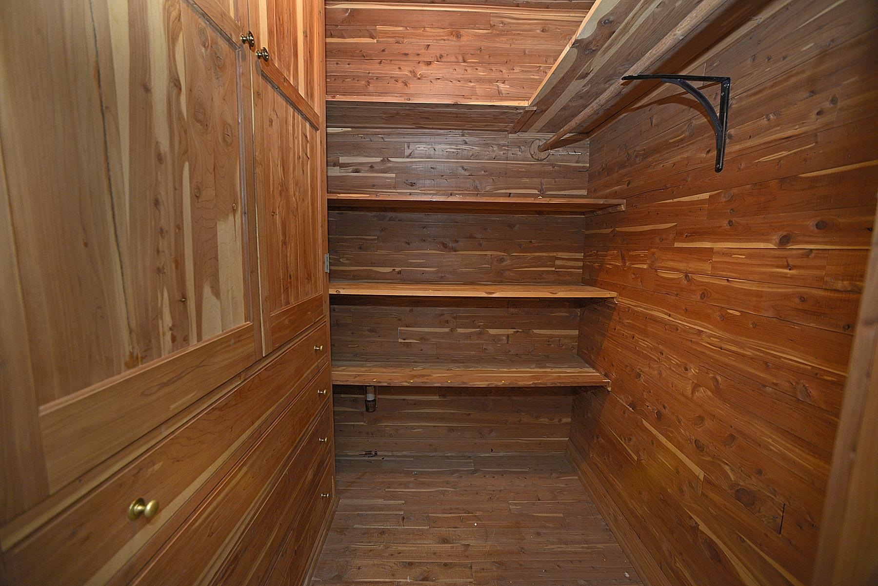 2221 Twin Oak Road Peru, IL 61354 - Photo 29 of 63