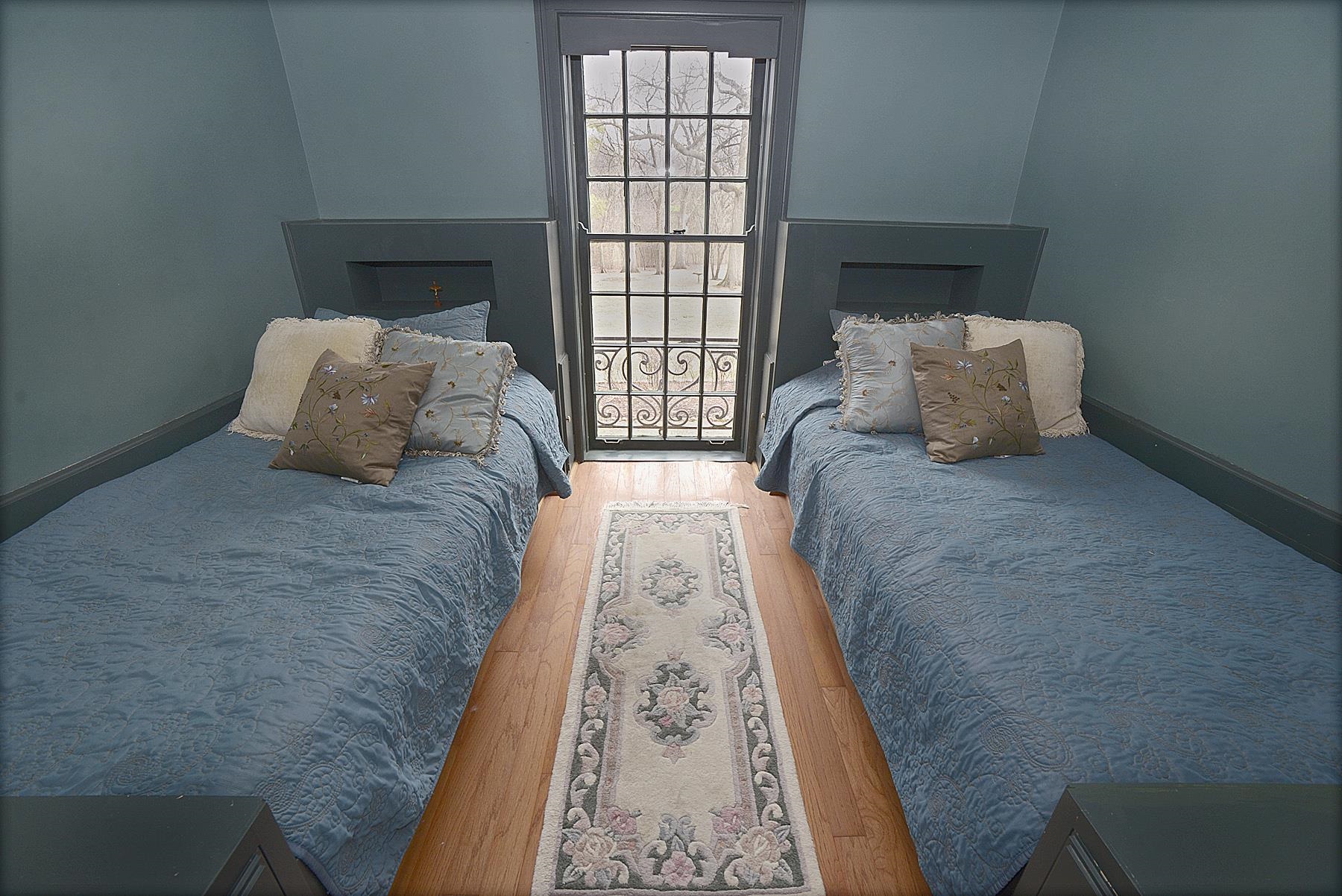 2221 Twin Oak Road Peru, IL 61354 - Photo 34 of 63