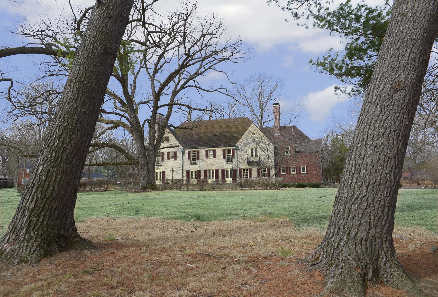 2221 Twin Oak Road Peru, IL 61354 - Photo 5 of 63 a view of a large trees with a tree in front of the house