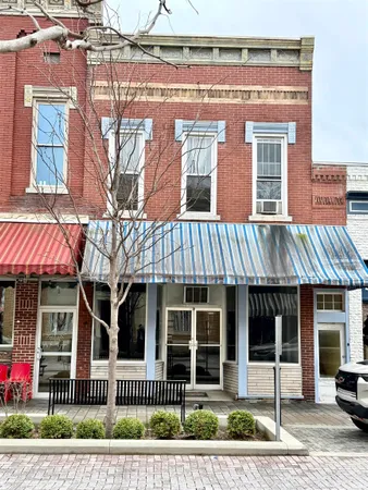 $220,000 | 415 East 4th Street, Huntingburg, IN 47542