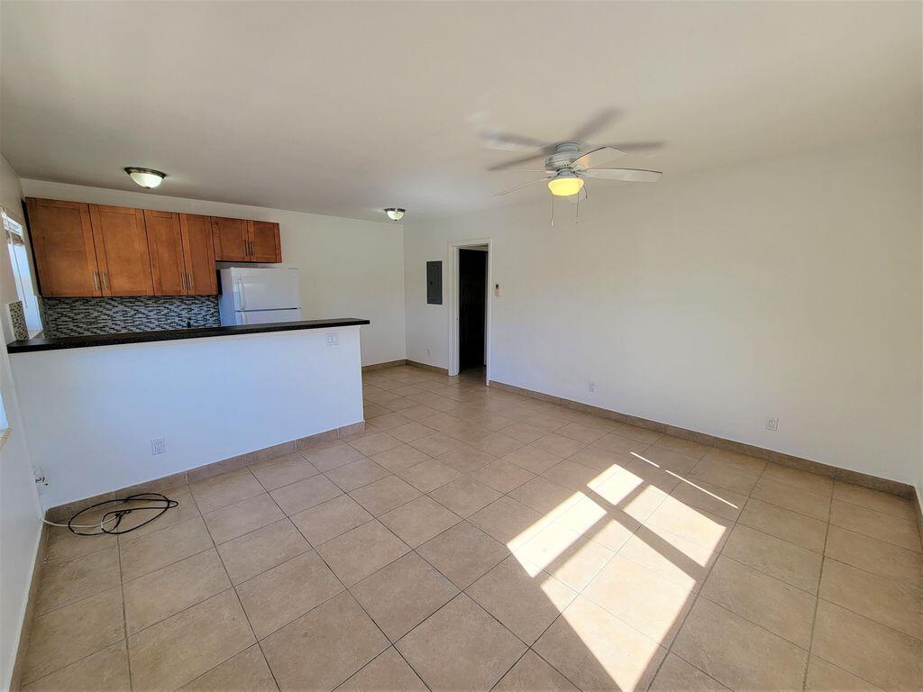 1 Tropical Drive Ocean Ridge, FL 33435 - Photo 14 of 18 #8 liv & kit