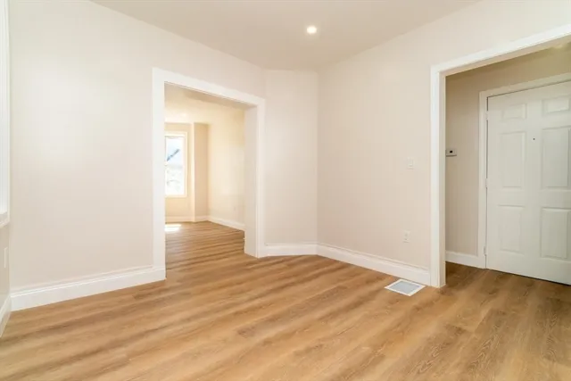 $3,000 | 331 Centre Street, Unit 2A, Boston, MA 02130