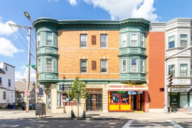 $3,000 | 331 Centre Street, Unit 2A, Boston, MA 02130