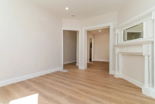 $3,000 | 331 Centre Street, Unit 2A, Boston, MA 02130