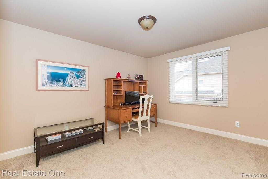 1463 Galena Rochester, MI 48306 - Photo 24 of 39 Galena MLS-W040.jpg