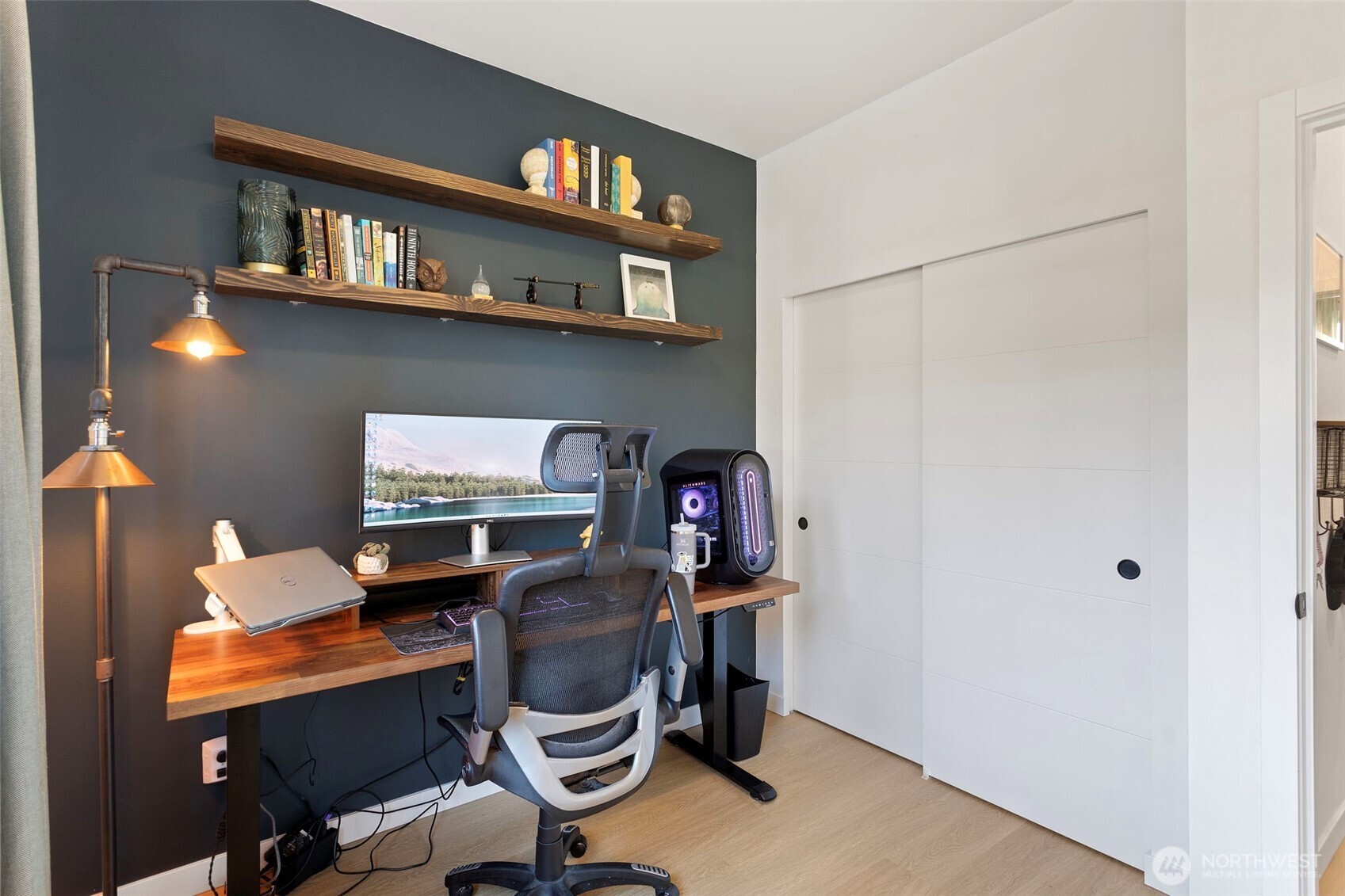 8455 Delridge Way Southwest Seattle, WA 98106 - Photo 5 of 20 a view of workspace with workspace