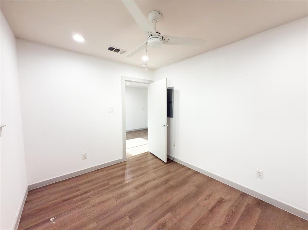 4526 Munger Avenue, Unit 204 Dallas, TX 75204 - Photo 11 of 20