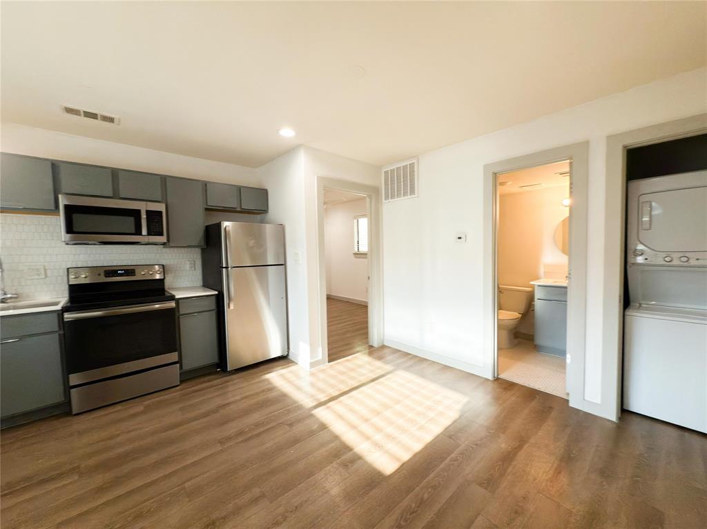 4526 Munger Avenue, Unit 204 Dallas, TX 75204 - Photo 5 of 20