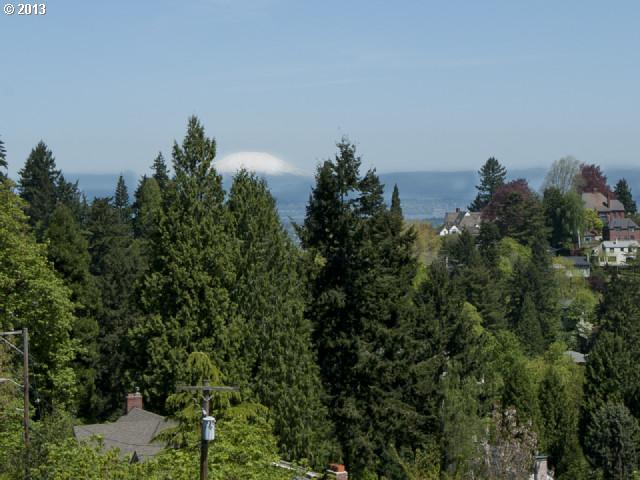 2764 Southwest Summit Drive Portland, OR 97201 - Photo 12 of 12 Gallery Image 12