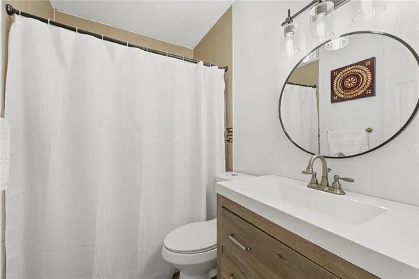 $240,000 | 1605 East Lovers Lane, Arlington, TX 76010