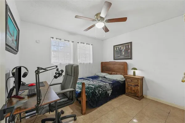 $240,000 | 1605 East Lovers Lane, Arlington, TX 76010