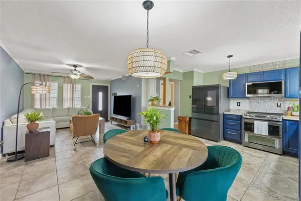 $240,000 | 1605 East Lovers Lane, Arlington, TX 76010