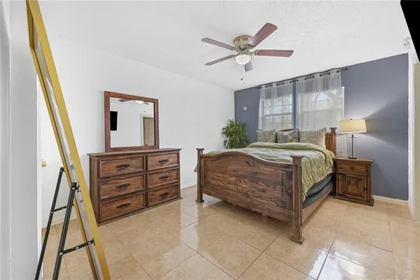 $240,000 | 1605 East Lovers Lane, Arlington, TX 76010