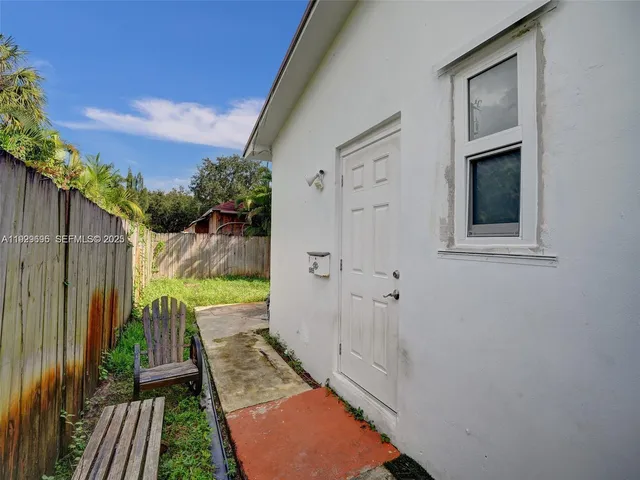 a view of outdoor space